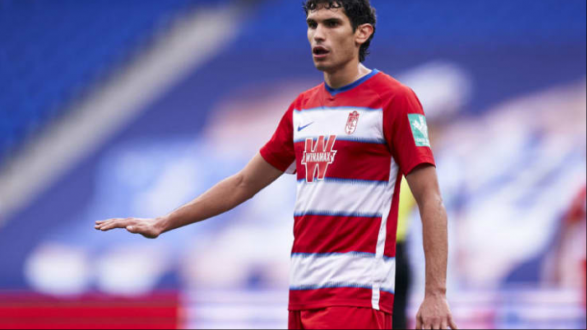 Fichajes Real Madrid: Vallejo, el inesperado refuerzo defensivo
