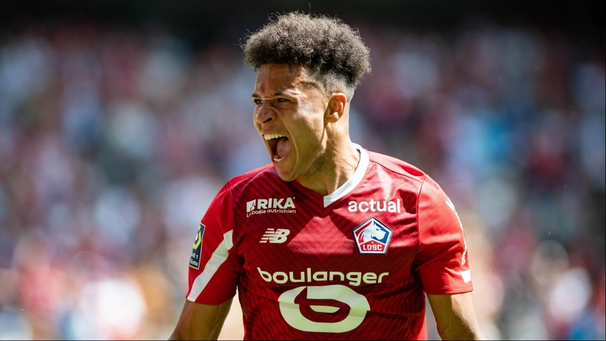 Tiago Santos, lateral derecho del Lille que podría fichar por el Atlético de Madrid