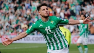 Los 3 equipos que siguen a Alex Moreno - Foto: Marca