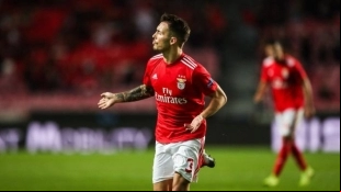 Grimaldo, nueva opción para el lateral izquierdo del Barcelona