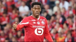 El Barcelona tiene una competencia atroz por Jonathan David / Transfermarkt