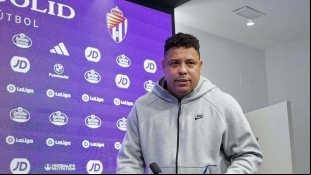 Anuar se marcha del Real Valladolid / Relevo