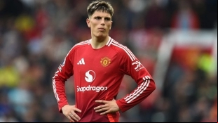 **English Translation:**
Two European giants want Garnacho's g | Olé