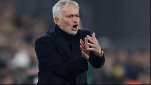 Jose Mourinho asks Fenerbahçe for a Premier League star